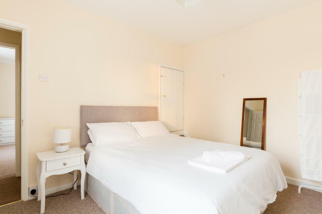 Well Presented 2 Bedroom House - Sleeps Four 利明顿 外观 照片