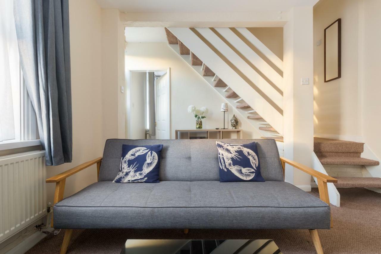 Well Presented 2 Bedroom House - Sleeps Four 利明顿 外观 照片
